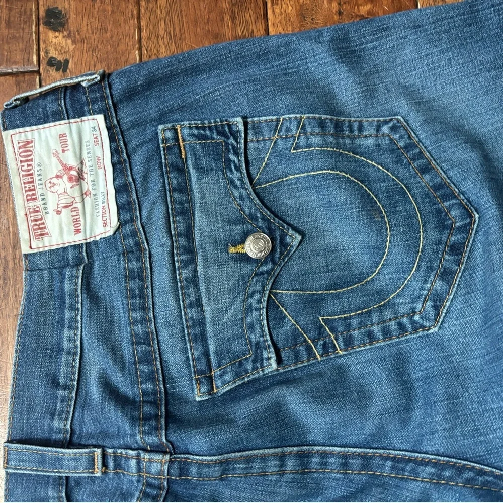 Men’s True Religion “Billy” straight leg jeans sz 44